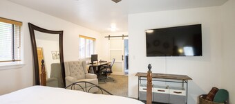 Recently Renovated Ski Retreat Just Steps to SLOPES, Chondola, Lift 1 & Lift 10!