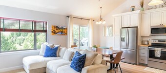 Recently Renovated Ski Retreat Just Steps to SLOPES, Chondola, Lift 1 & Lift 10!