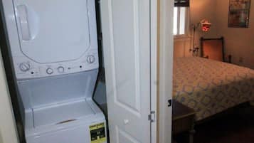 2 quartos, ferros/tábuas de passar roupa, Wi-Fi