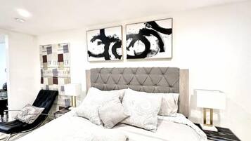 1 bedroom, in-room safe, iron/ironing board, free WiFi