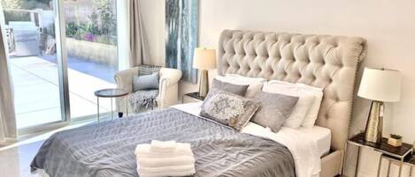 2 dormitorios, caja fuerte, tabla de planchar con plancha y wifi