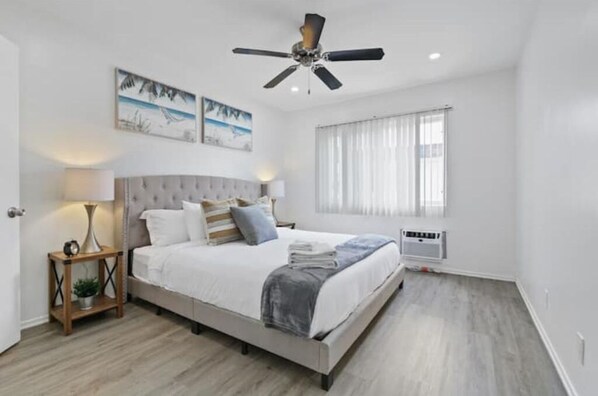 1 bedroom, in-room safe, iron/ironing board, WiFi