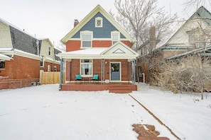 Exterior - EXPLORE CO -Private upper unit and patio. Central. (Denver)