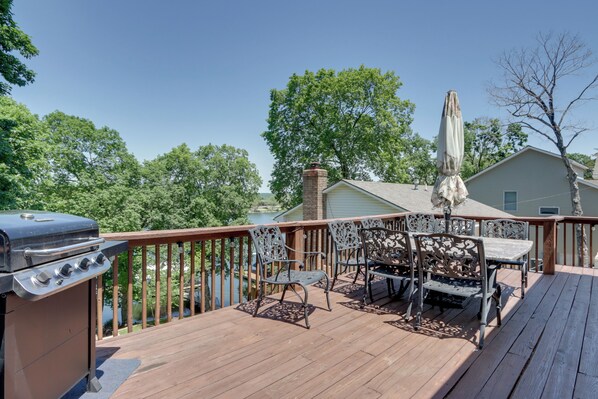 House (2 Bedrooms) | Front of property - Lakefront Missouri Vacation Rental w/ Dock & Slip! (Roach)