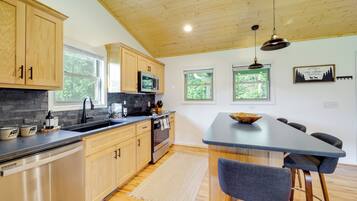 House (1 Bedroom) | Interior