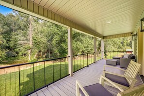 House (1 Bedroom) | Interior - Peaceful Purlear Vacation Rental w/ Creek Access! (Purlear)