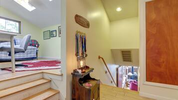 Cottage (2 Bedrooms) | Interior