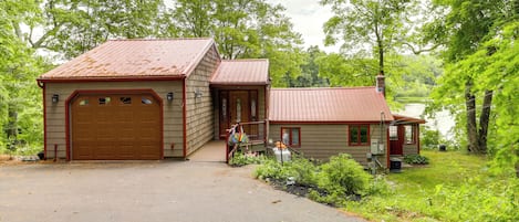 Cottage (2 Bedrooms) | Interior