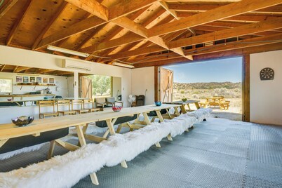 馬里科帕寧靜度假屋，附游泳池和熱水浴池