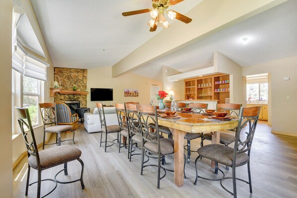 House (4 Bedrooms) | Interior