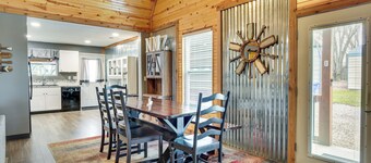 Spacious Ozawkie Home - Near Lake Perry!