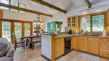 Rumah (3 Bedrooms) | Interior