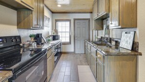 Unclassified image, 3 of 24, button - Missouri Vacation Rental Retreat: Walkable Area! (Neosho)