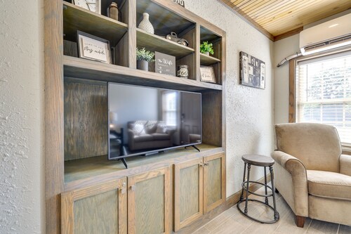 Missouri Vacation Rental Retreat: Walkable Area!