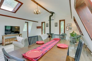 Apartment (0 Bedroom) | Interior