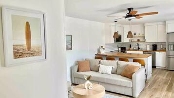 Smart-tv en een open haard