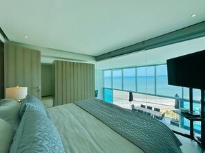 5 chambres, fer et planche à repasser, Wi-Fi, draps fournis