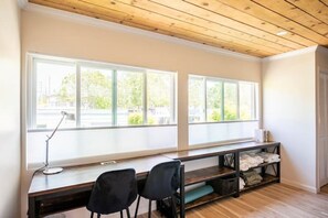 Interior - Guesthouse, Urban Oasis, 2b/2bth (Berkeley)