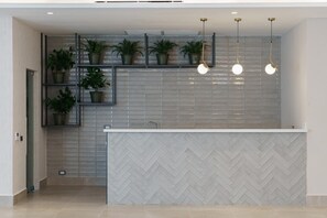 Lobby - Pool-VIEW-A/C-Cozy-Modern-SmartTV-YellowKey (Santo Domingo)