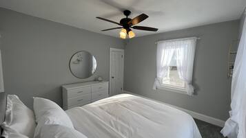 2 chambres, bureau, fer et planche à repasser, Wi-Fi gratuit