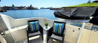 Spend the Night on a Yacht!