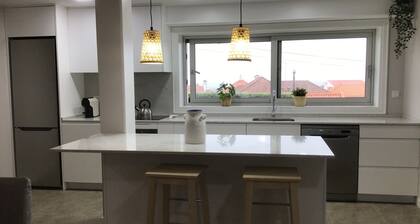 Pool with oceanview, surrounded by nature, restaurants min to Viana do Castelo