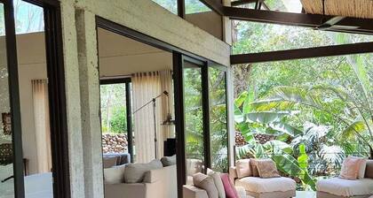 Casa Zen, La Ecovilla