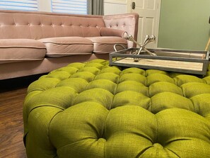 Interior - Downtown Pittsboro Glamtastic (Pittsboro)