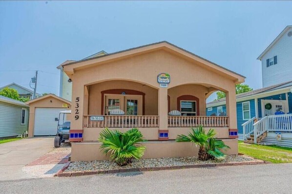 Exterior - The Taco Shack, relax and enjoy the sun and sand (Myrtle Beach)