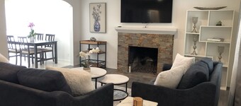 Gated Family Home in NOHO
