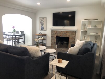 Gated Family Home in NOHO
