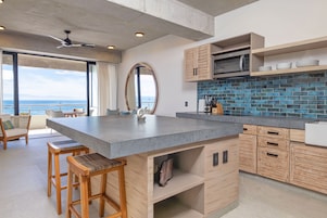 Deluxe Condo, 2 Bedrooms, Beach View 305 | Private kitchen | Fridge, microwave, oven, stovetop