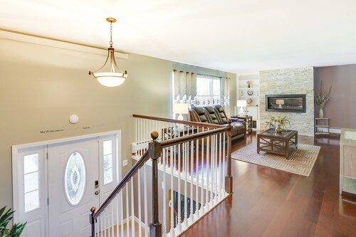 Great for Families: Waterville Retreat w/ Yard!