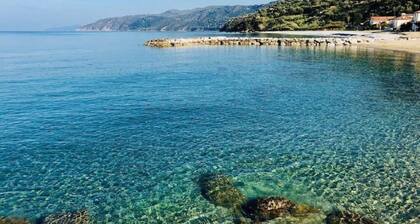 1 Bedroom Private vacation home in Pisciotta
