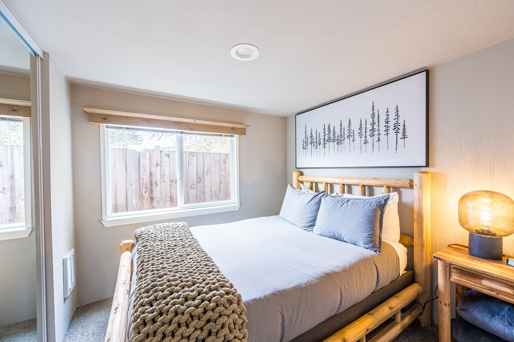 2 bedrooms, desk, iron/ironing board, free WiFi