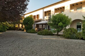 Exterior - La Castellana near Treviso Venice and Prosecco Hill with private pool (Stabiuzzo)
