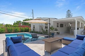 Terrace/patio - Pet Friendly Pool Home - Close to Intracoastal (West Palm Beach)