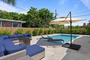 Terrace/patio - Pet Friendly Pool Home - Close to Intracoastal (West Palm Beach)