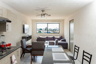 Central condominium near IMSS, H Civil & CUCS