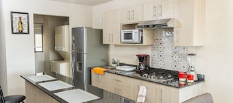 Central condominium near IMSS, H Civil & CUCS