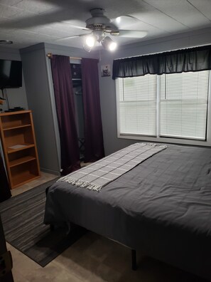 2 habitaciones, tabla de planchar con plancha y wifi gratis