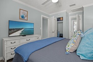 2 bedrooms, desk, iron/ironing board, travel crib