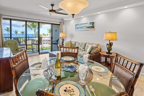 Interior - Kihei Akahi D506 Beautiful - Oceans Views (Kihei)