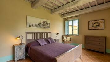 3 chambres, fer et planche Ă repasser, lit parapluie, Wi-Fi