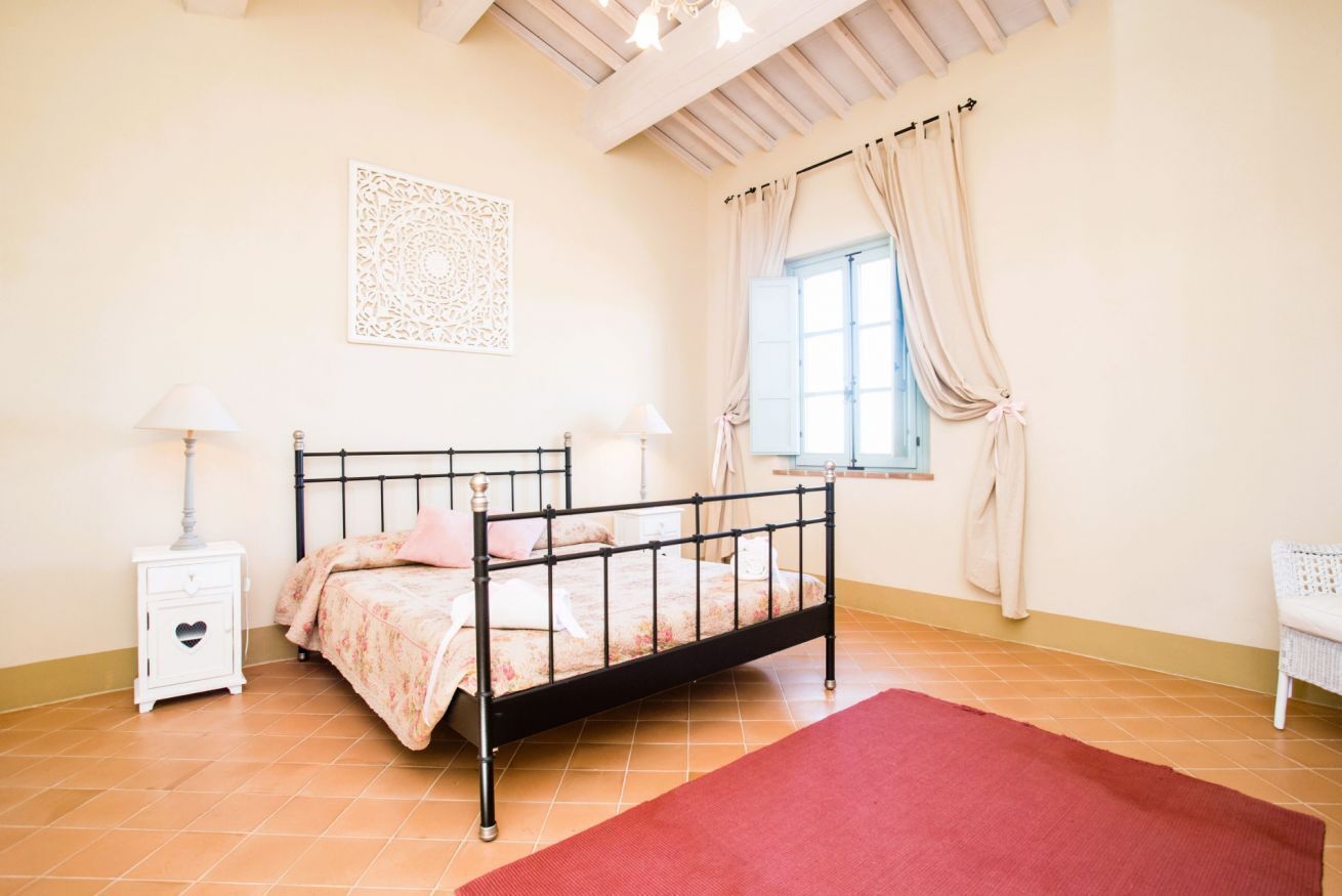 2 chambres, fer et planche à repasser, lit parapluie, Wi-Fi