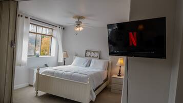 1 habitación, tabla de planchar con plancha, wifi gratis y ropa de cama