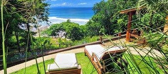 OCEANFRONT PARADISE IN ROMANTIC NATURE - BAY VIEW - POOL - DIRECT BEACH ACCESS