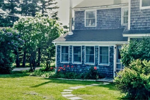 3BR 2Bath Home in Brooklin The Rockbound House 1HR to Acadia National Park