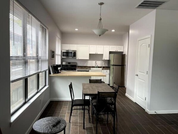 Dining - New Renovated Condo -Nardin Park Unit D (Detroit)