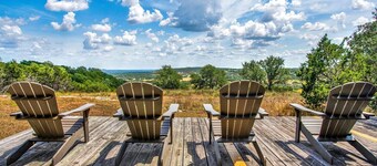 *New| Stunning Views| Sleeps 10